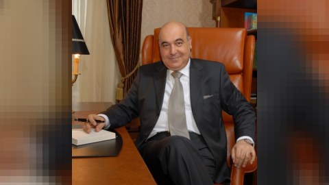 “Oxucularım arasında İlham Əliyev, Putin, Medvedev, Şevardnadze kimi insanlar da var” 