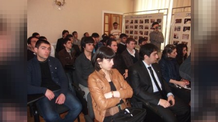 “1 tələbəyə 1000 Kitab” layihəsi başladı