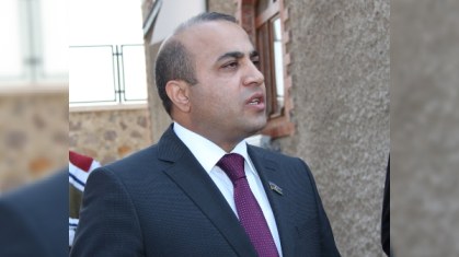 Deputat özəl sektoru ittiham etdi