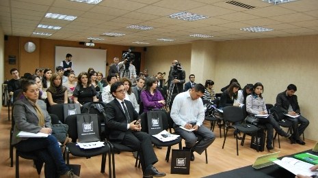 İmtahanlarda uğur qazanan mühasiblərə milli sertifikatlar verilib