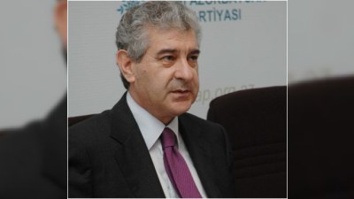 Əli Əhmədovdan gənclərə mesaj: "Onlar sizin yoldaşlarınızdır, onları səhv yoldan çəkindirin!"