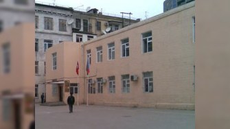 Bakı Atatürk Liseyinin ödənişli olacağı barədə xəbər jurnalistlərdə təşviş yaradıb