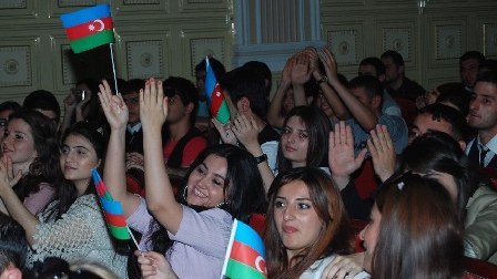 BDU-da Atatürk şöləni... (FOTOLAR)