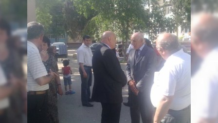 Millət vəkili seçicilərlə görüşüb (FOTOLAR)