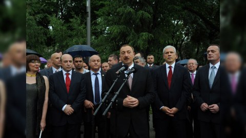 Serbiyada Heydər Əliyevə abidə qoyulub
