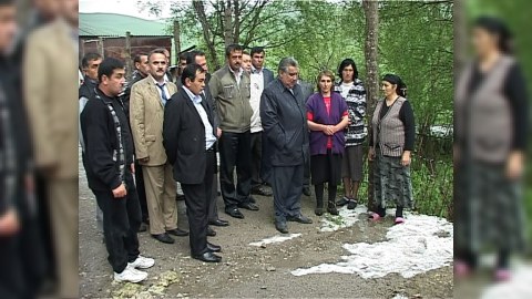 Daşkəsənə yağan dolu Əhəd Abıyevi hərəkətə gətirdi (FOTOLAR)
