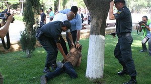 İctimai Palatanın aksiya cədləri bitdi: İsa Qəmbərin oğlu və digərləri tutulub