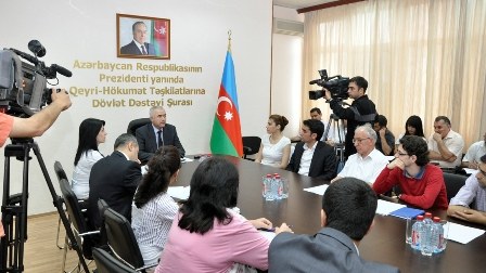 QHT Şurasında təhsillə bağlı layihələrin nöqsanları müzakirə edildi