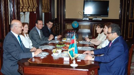 Abel Məhərrəmov Türkiyənin Orta Doğu Texniki Universitetinin rektorunu qəbul edib