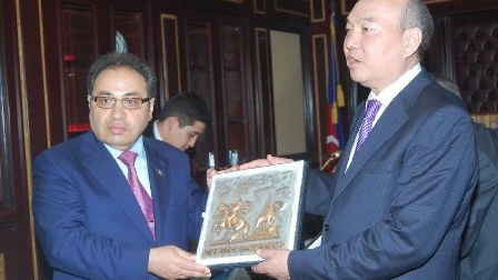 Abel Məhərrəmov Qazaxıstandan gələn nümayəndələri qəbul edib