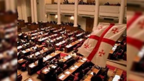Tiflis parlamenti Müsəlmanlar İdarəsinə hüquqi status verən layihəyə baxır