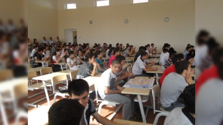 Ağsuda gənclər yarışdılar (FOTO)
