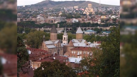 Tiflisdə “Şəhərin ruhu ilə savaş” başlayıb