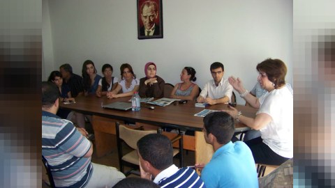 Gülər Əhmədova "Mərkəz"in kollektivini cavanlaşdırır (FOTO)