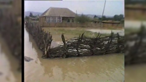 Samuxda evləri və təsərrüfatları su basıb (FOTOLAR)