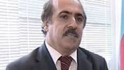 Deputat Rafael Hüseynov ad gününü qeyd edir