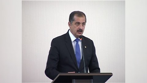 İcra başçısı məktəb direktorlarını hədələdi (FOTOLAR)