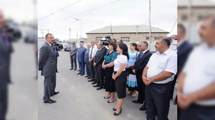 İlham Əliyev: "İki il yarım ərzində Bakının bütün qəsəbələrində sosial məsələlər həllini tapacaq"