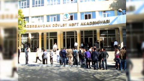 Sentyabrdan Bakıdakı ali məktəblərin təhlükəsizliyi gücləndirilib