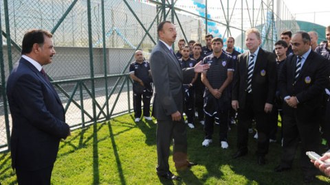 İlham Əliyev “Bakı” futbol klubunun yeni təlim-məşq bazasına gedib (FOTOLAR)
