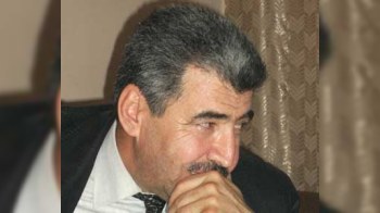 Cəmiyyətə zidd əməllərə qarşı vuruşan adam