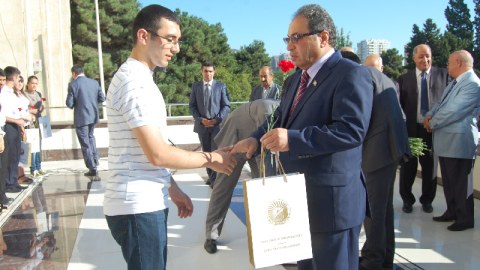 Abel Məhərrəmov BDU-dakı Bilik günündə məsuliyyətdən danışdı (FOTOLAR)