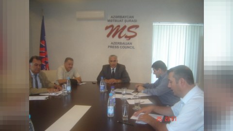 Mətbuat Şurası "Xural" qəzetini və daha 2  nəşri "qara siyahı"ya salıb