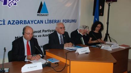 "Müsavat - 100" Forumu keçirilir - FOTOLAR