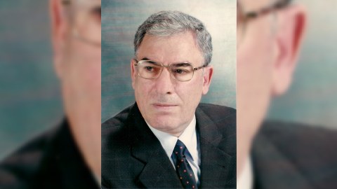 Uşaq evində böyüyən muzdur oğlu necə Heydər Əliyevin köməkçisi oldu...