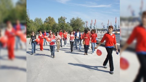 Bakıda qırmızı lent marafonu keçirilib