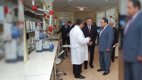 BDU-da tələbələrə pul mükafatları verilib