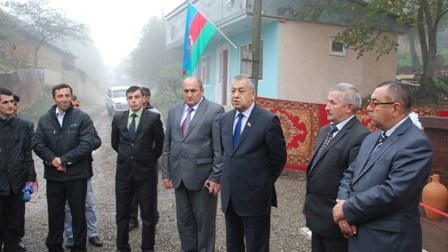 Deputat bir kəndin problemini həll etdi