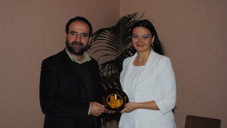 Azərbaycanlı deputat isveçli həmkarlarına Azərbaycan həqiqətlərıni danışıb