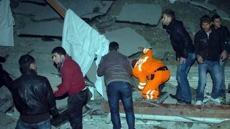 Türkiyənin Van bölgəsində yeni zəlzələ baş verib: ölən və yaralananlar çoxdur