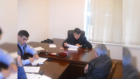 Seçiciləri qəbul edən deputat: “Bütün məsələlər diqqət mərkəzində olacaq” (FOTOLAR)