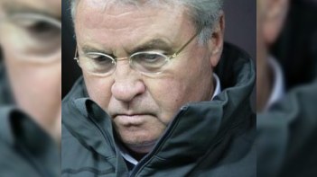 Türkiyə Futbol Federasiyası Hiddinkin istefasını rəsmən açıqladı
