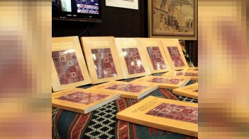 Nəfis tərtibatlı “Azərbaycan xalçaları” jurnalı işıq üzü gördü