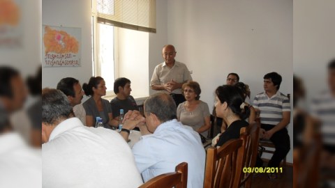 Rəzalətin yaratdığı hədələr