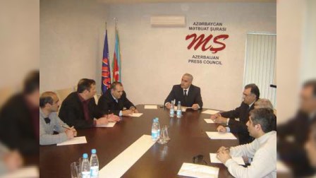 «Reket jurnalistika»ya qarşı mübarizə Komissiyası 8 qəzetin işinə baxıb