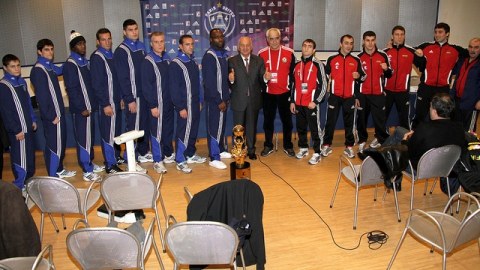 Azərbaycanın peşəkar bokçuları fransızları məğlub etdilər