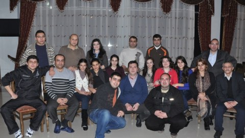 23 jurnalist Bakıdan İsmayıllıya gedib (SİYAHI)