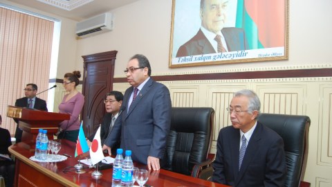 Bakı Dövlət Universiteti dünyanın aparıcı şirkəti ilə memorandum imzalayıb (FOTO)