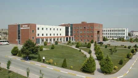 Qafqaz Universitetində “Cavad xan” filmi nümayiş olunub 