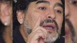 Əfsanəvi futbolçu xəstəxanaya düşdü