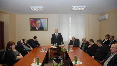 Səbailin icra başçısı 20 Yanvar əlilini pulsuz mənzillə təmin edib