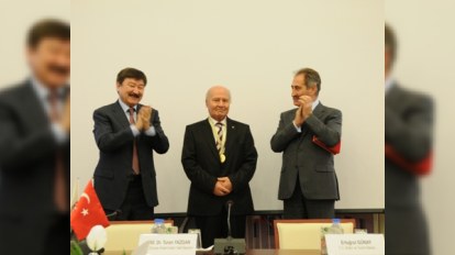 Turan Yazqana TÜRKSOY-un Onur medalı verildi