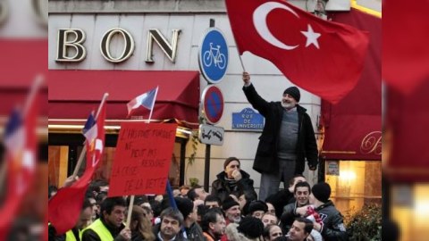 Türklər və ermənilər eyni vaxtda, eyni yerə nümayiş təyin etdilər