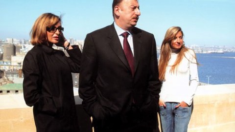Azərbaycan Prezidentinin qızının ad günüdür – FOTOLAR 