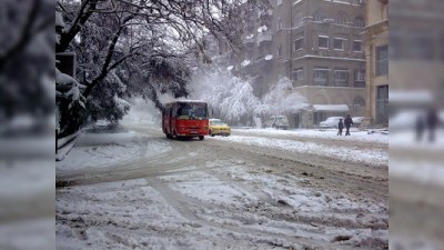 Azərbaycanın rəsmilərinə inansaq, indi Bakıda +15 dərəcə isti var... - REPLIKA