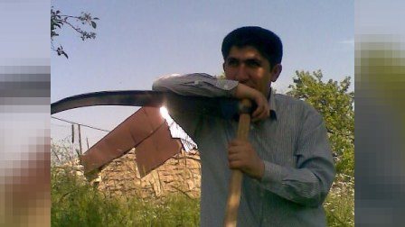 Rəssam var təkcə adam şəkli çəkə bilir, rəssam da var.., Nəvai kimi...